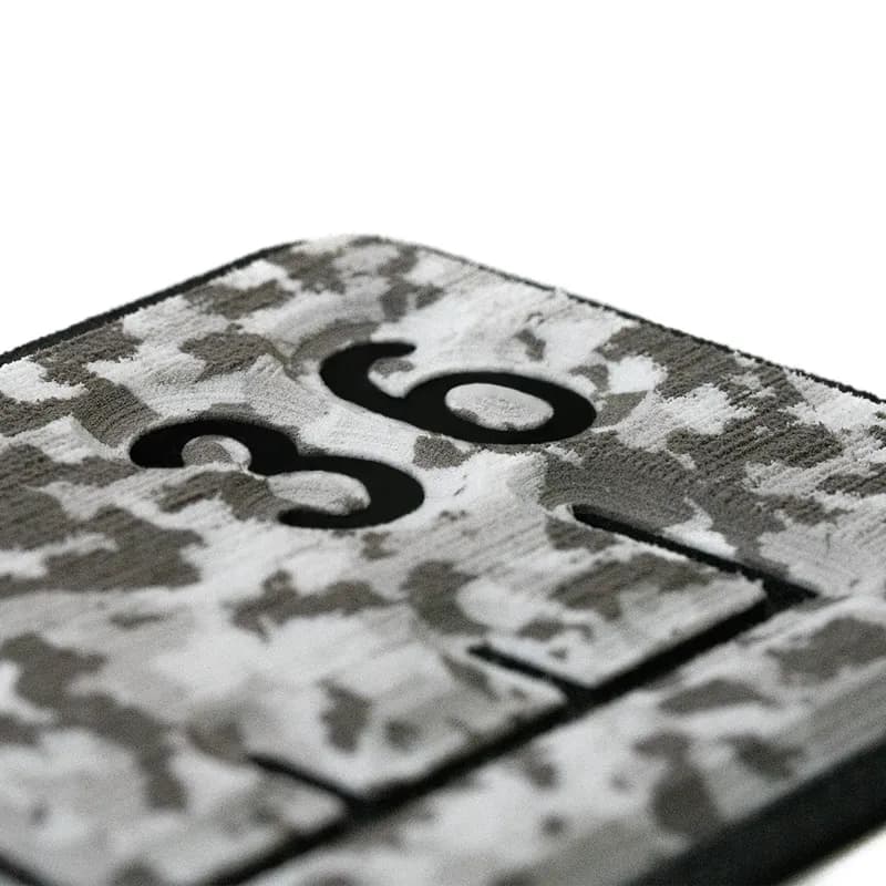 Regla para Medir Peces 36" SeaDek - Snow Camo / Black